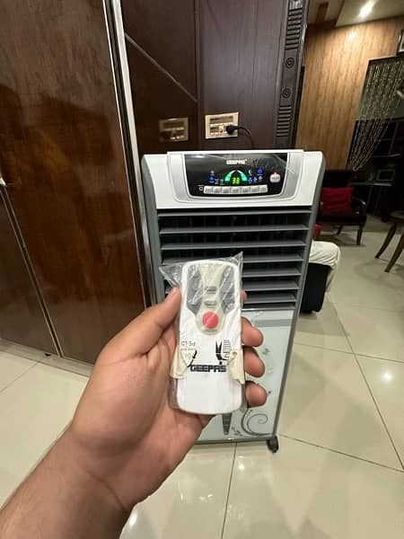 Geepas Electric Air Cooler With remote 8