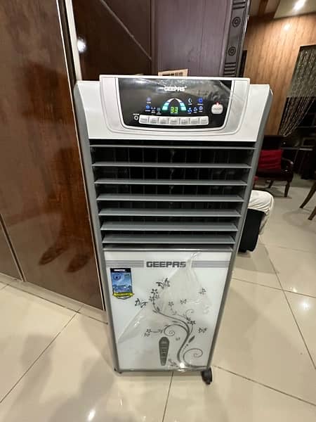 Geepas Electric Air Cooler With remote 9
