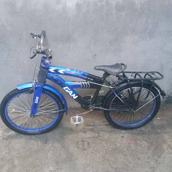 Cycle for sale very beautiful and strong 7 to 10 years boys 4