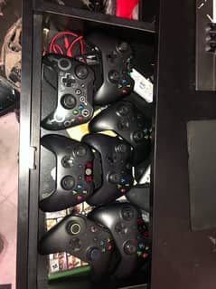Xbox one x controllers and Game Cds