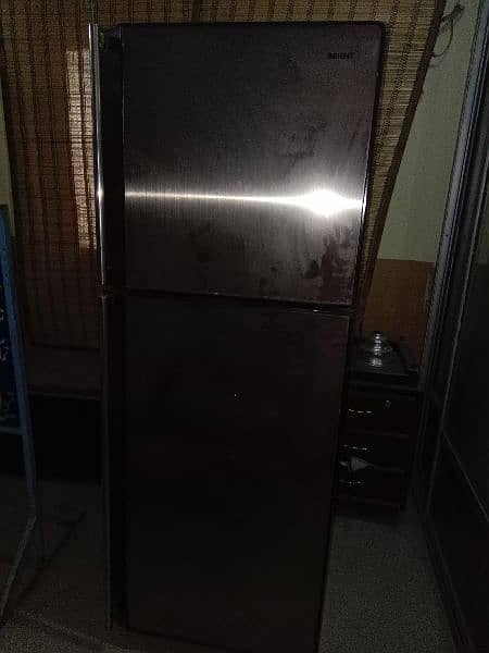 Orient fridge condition 10/8 8
