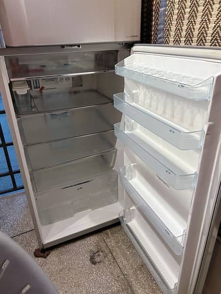 Toshiba refrigerator-freezer 1