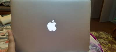 Apple MacBook Air 2014 0