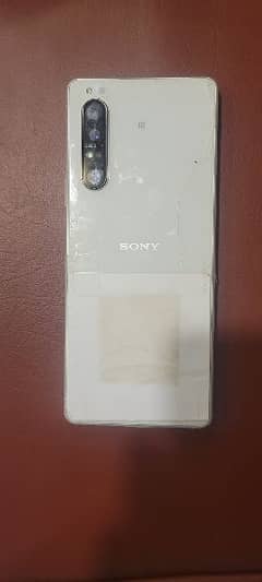 Sony Xperia 1 Mark ii Camera and lock button not Working (back broken) 0
