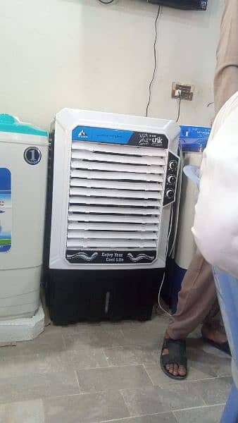 Unik Ac/ DC inverter room air cooler 1