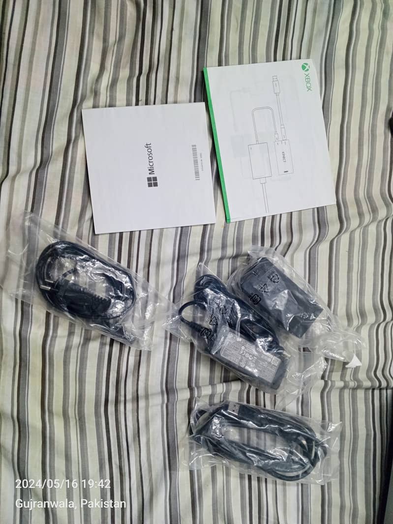 Xbox one s with Kinect and Kinect adapter 11