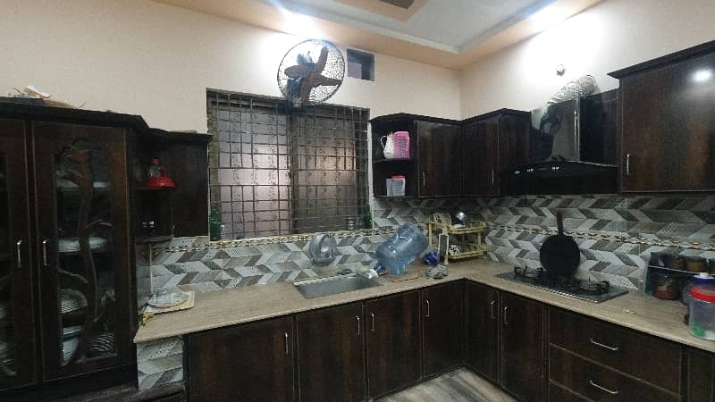 10 Marla House Available For Sale In Mehar Fayaz Colony, 13