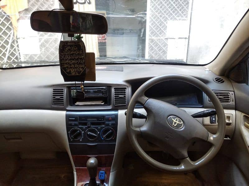Toyota Corolla Altis  2005 For Sell 4