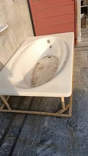 Luxury bath tube with stand 2