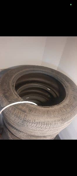 Toyota Yaris used tyres 1