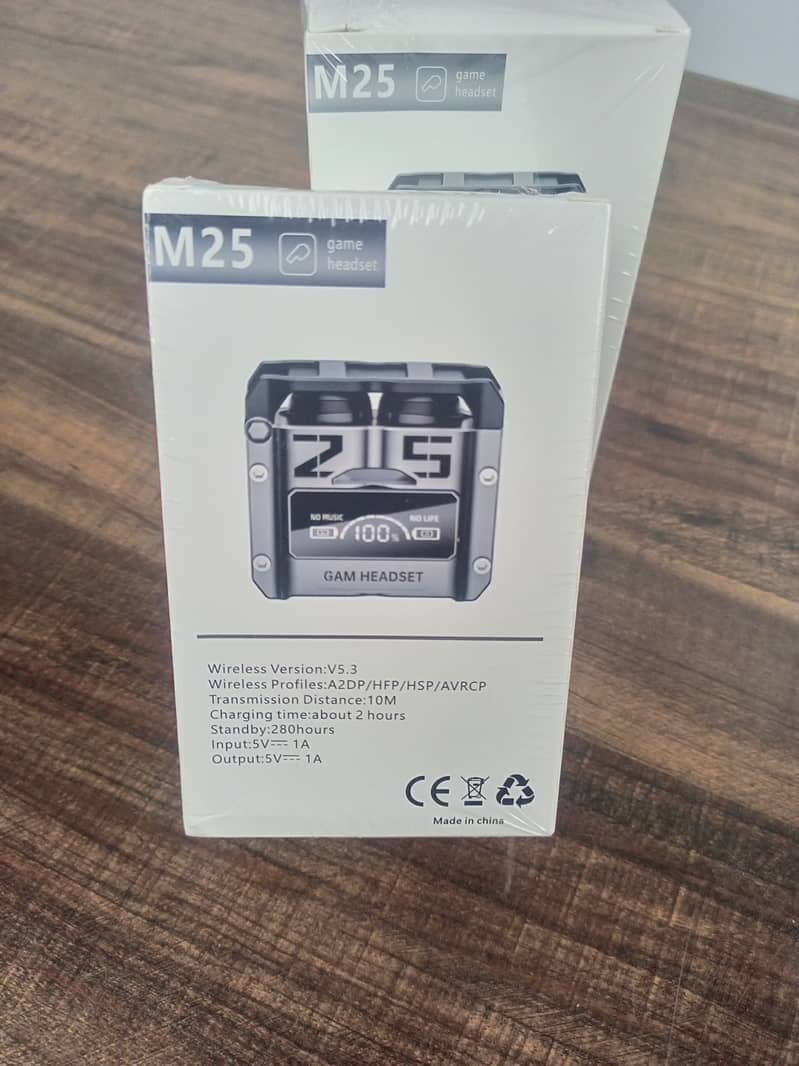 M25 Earbuds New Box Pack Original 3