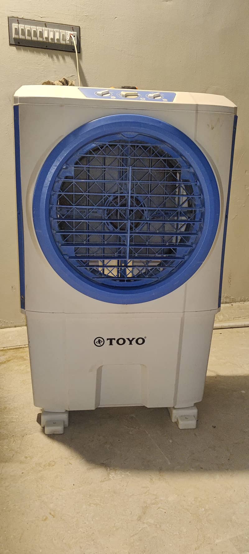 Toyo air cooler  condition 10/10 1 year usage 0
