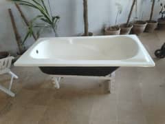 Bath Tub White Fiber made
