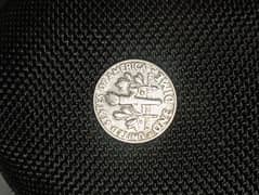 1 Dime 8n 1977 coin 0
