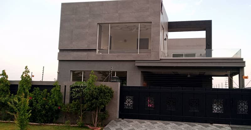 ph3 80' Road Spanish Design Hot Location House available for sale 4
