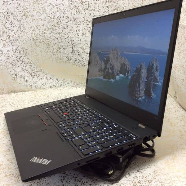 Lenovo Thinkpad P52s / Workstation Laptop 1