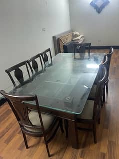 excellent condintion dining table 0