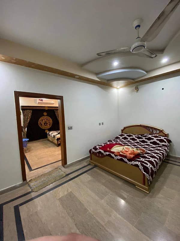 10 Marla Portion For Rent In Pchs Lahore 5