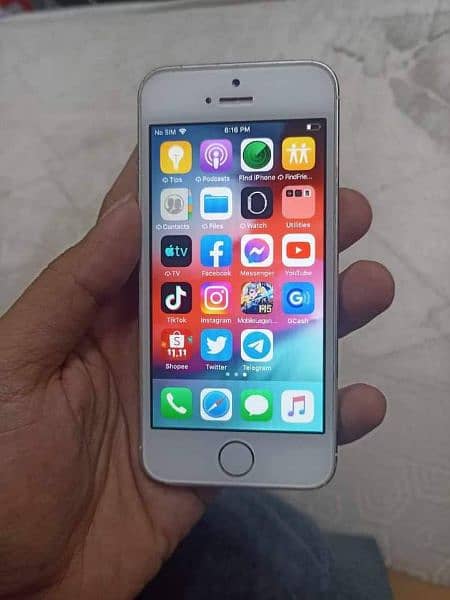 i phone 5s PTA approved 64gb Memory my wtsp nbr 0347-68;96-669 6