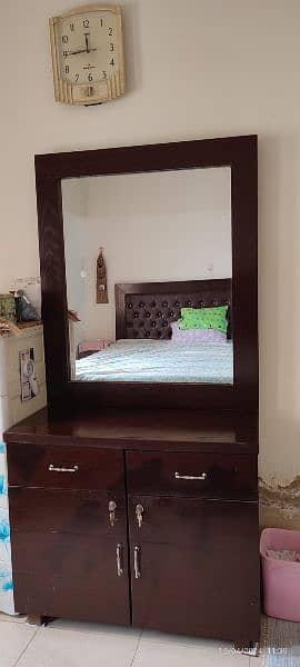 Dressing Table (Full Size) 0