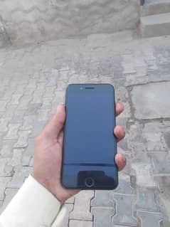128 GB non pta battery 100% contact 03047793246 All okay Iphone 7plus