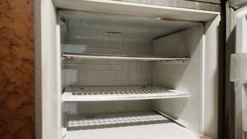 Pel Refrigerator Model # PRA 155 BIS 1