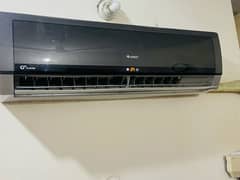 Gree 1.5 Ton inverter G10 model in perfect condition 0