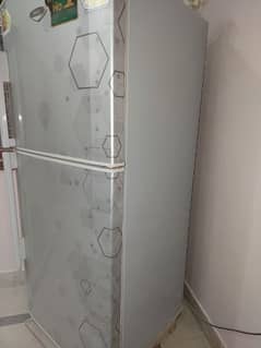 refrigerator 2 door Haier 0
