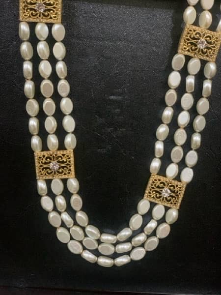 white pearl jewelry set 5pcs. 2