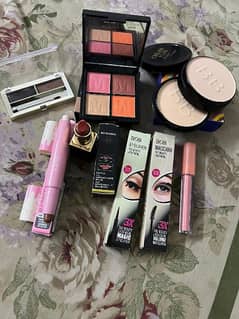 makeup deals available in just 1250