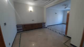 25x40 double unot house for sale in G 13 Islamabad