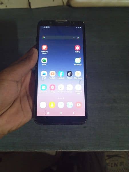 Samsung A6 plus (4Gb)(64gb)Dual sim pta official approved 1