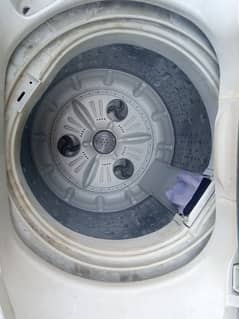 LG Automatic Washing Machine Condition 10 by 10 0