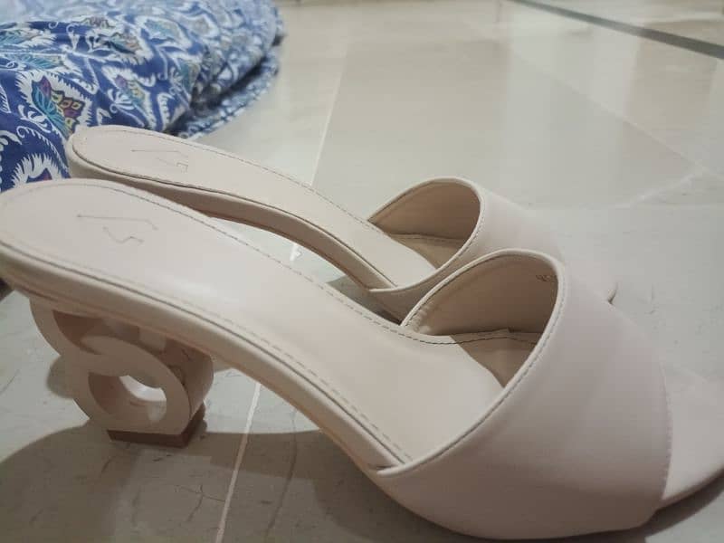 sandal heel size 38 2