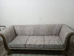 5 seater only one month used neat and clean 0