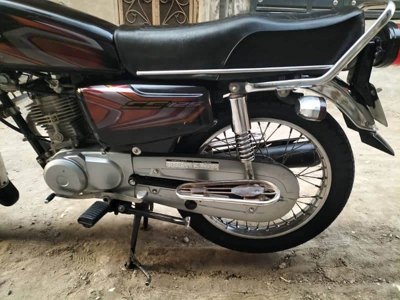 Atles Honda 125 9