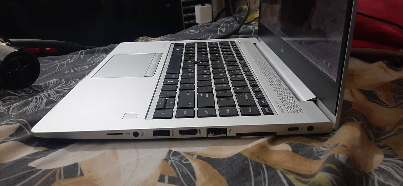 Hp Laptop i5-8th Gen 3