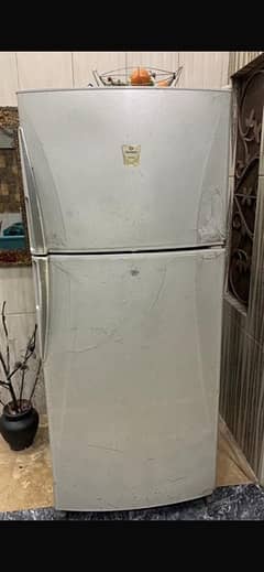 Dawlance fridge  full size