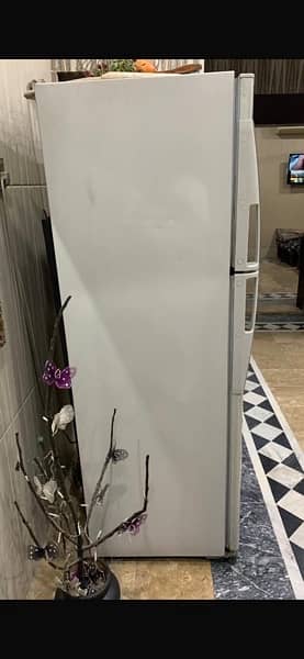 Dawlance fridge  full size 2