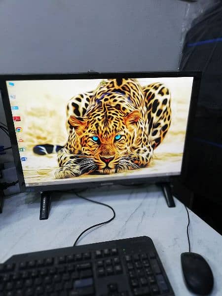 17, 19, 22, 23 & 24 inches LCD/LED Monitors in A+ Condition UAE Import 10
