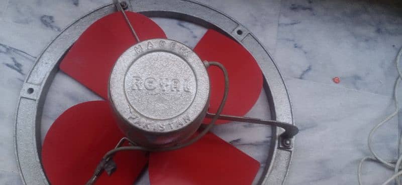 Exhaust fan royal good condition 2