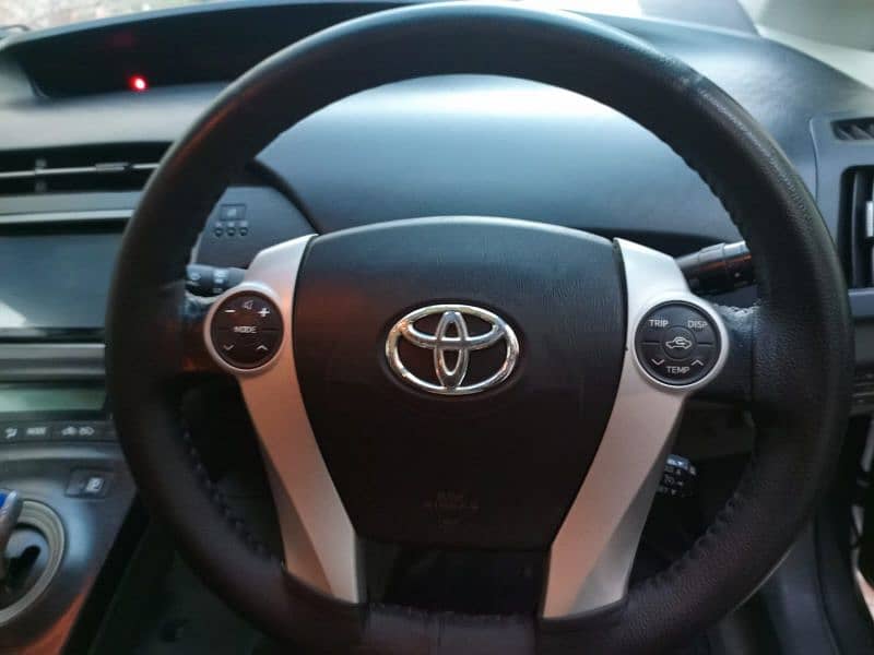 Toyota Prius 2011/18 isb reg 23+feul average with ac 4