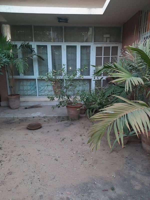 Tipu Sultan Road 500 Yards Single Storey Bungalow For Commercial Rent 0