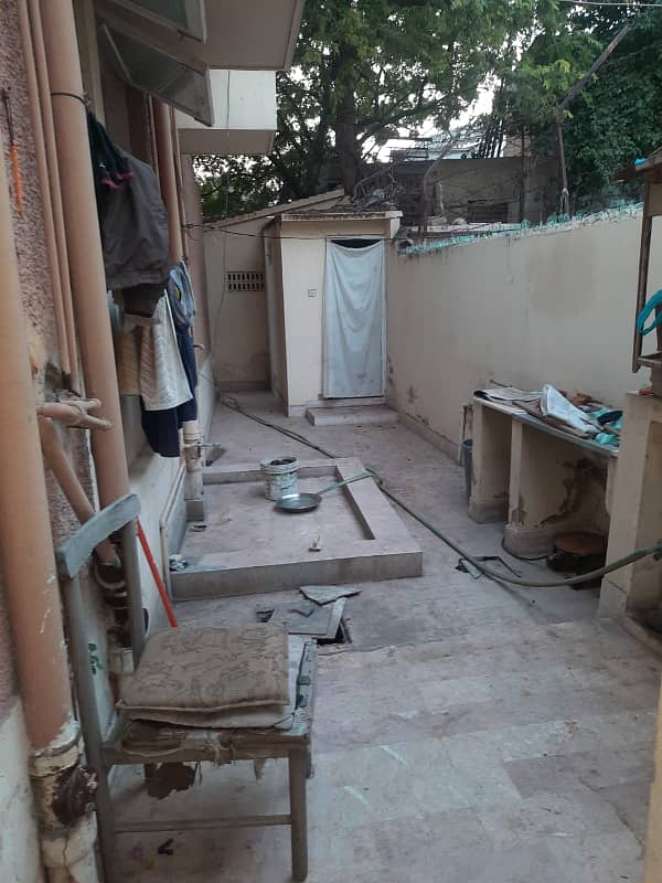 Tipu Sultan Road 500 Yards Single Storey Bungalow For Commercial Rent 4