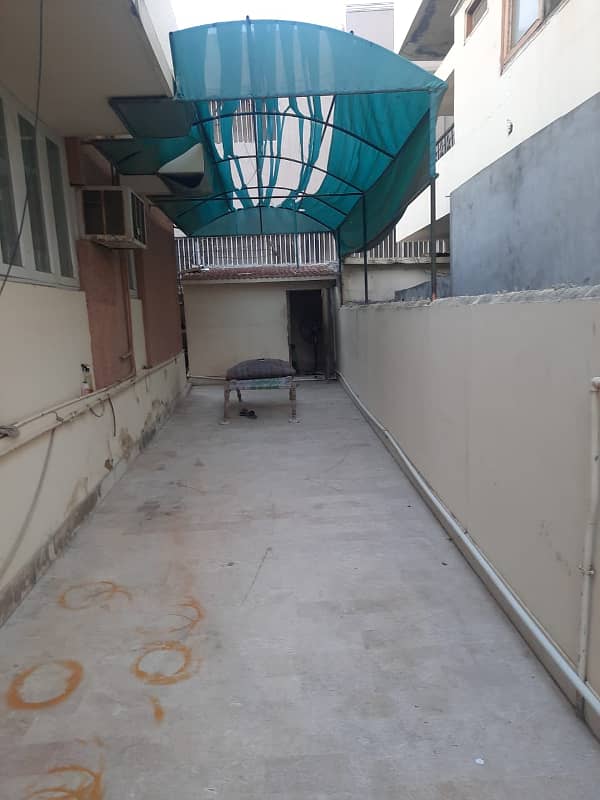 Tipu Sultan Road 500 Yards Single Storey Bungalow For Commercial Rent 17
