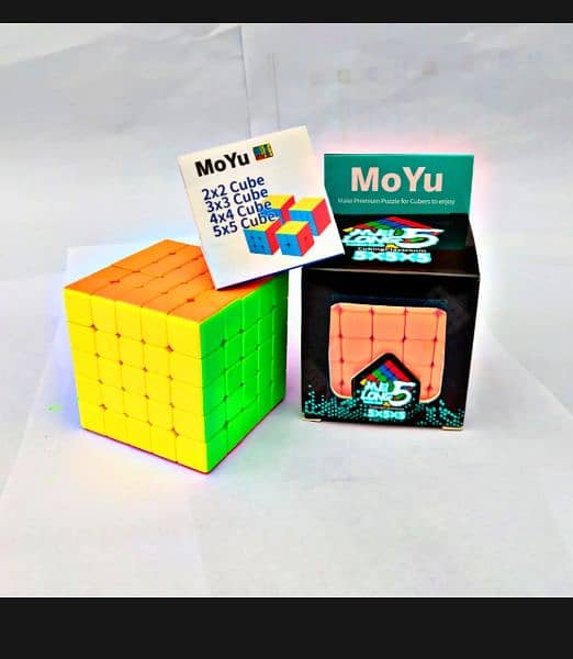 Moyo Ribic Cube 4