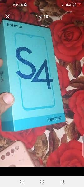 Infinix S4  6+64 PTA official all ok srf finger fault 
Bix 1