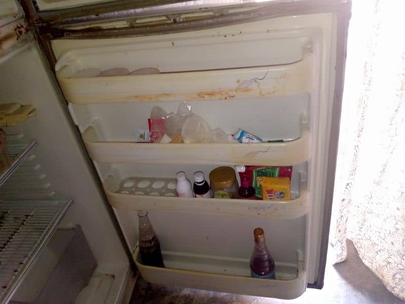 dawlance freezer 2