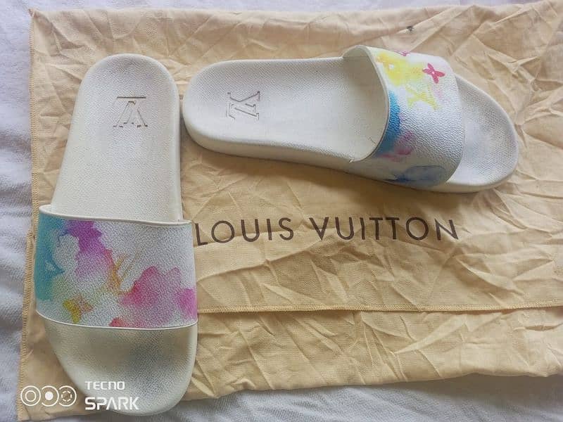 Louis Vuitton lv monogram 0