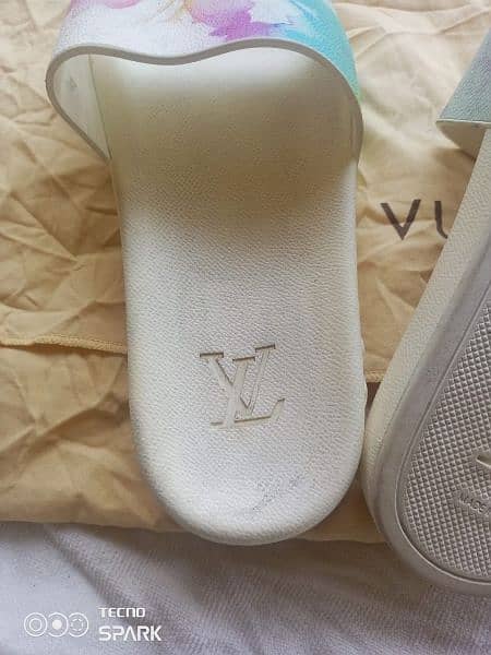 Louis Vuitton lv monogram 7